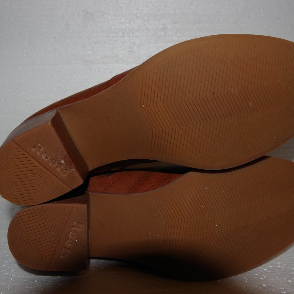🍁Canadian Brand🍁 Roots Liberty Boot in Brown - Picture 4 of 7